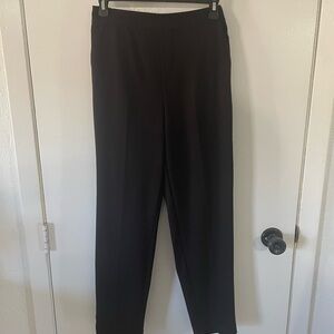 Women’s black pants